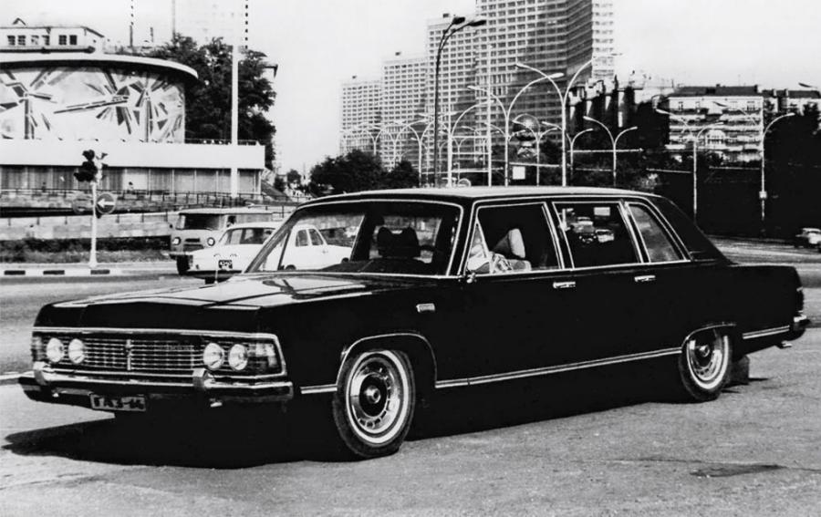  ГАЗ-14 Чайка 1976 года  (фото 13 из 20)